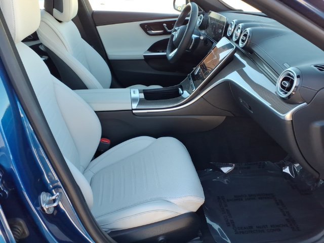 Used 2023 Mercedes-Benz C 300 Sedan image 16
