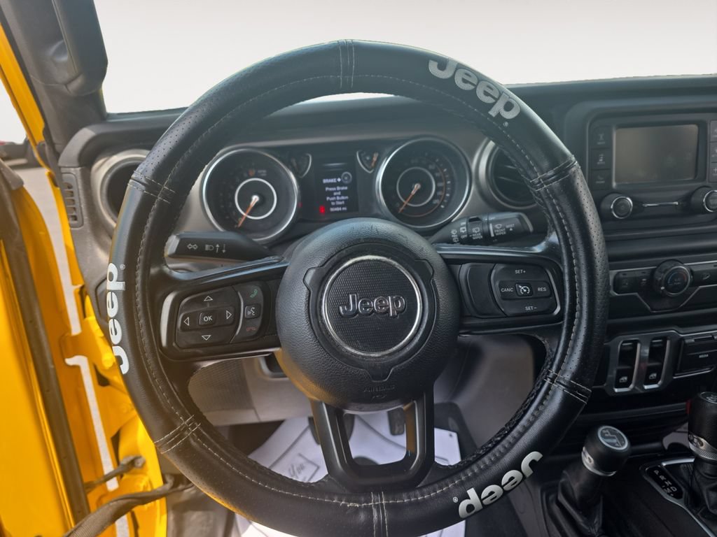 Used 2019 Jeep Wrangler Sport AWD/4WD image 12