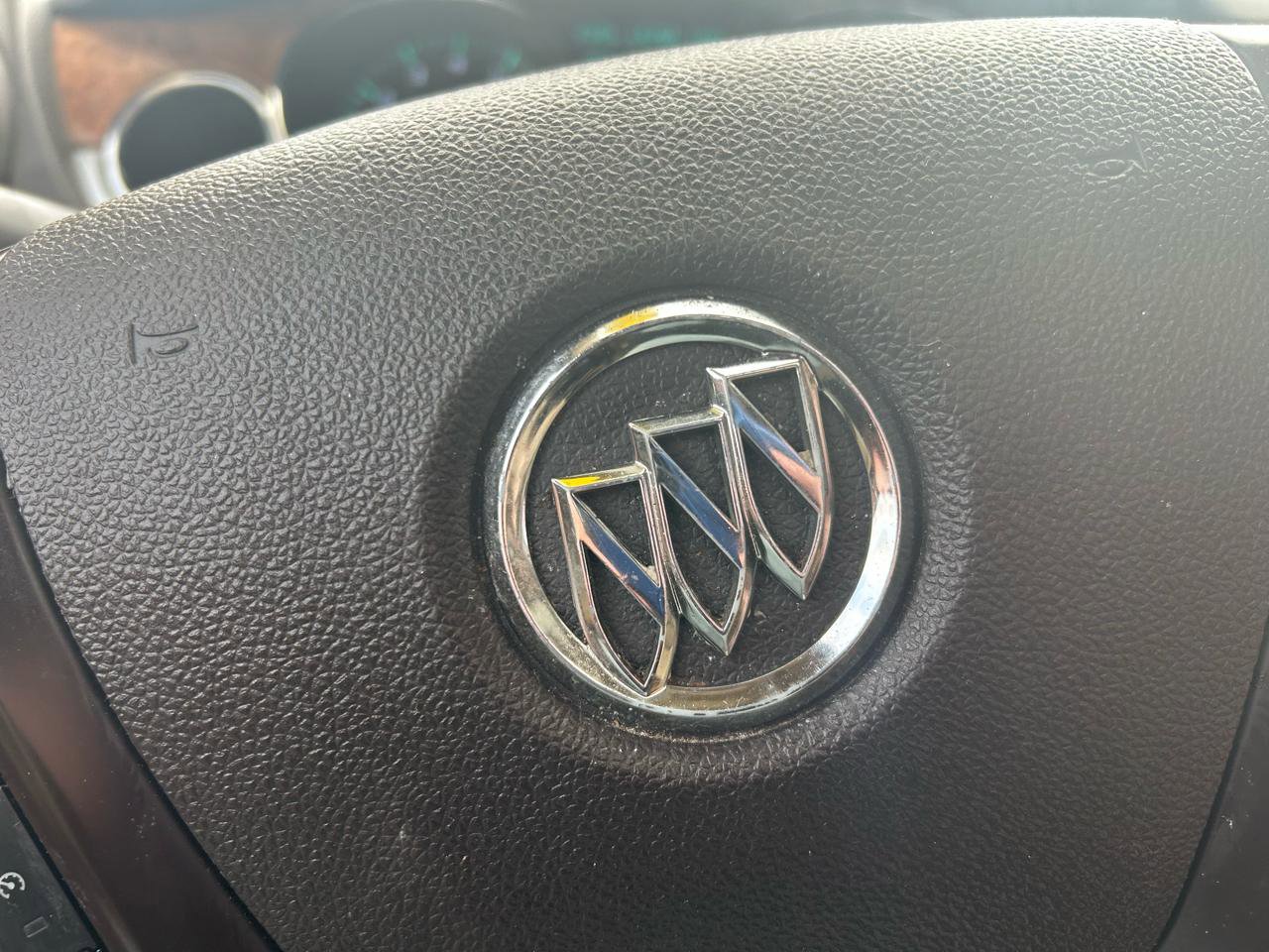 Used 2011 Buick Enclave CXL w/ Trailering Provision Package image 22