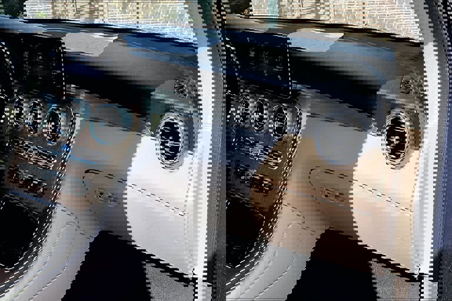 Certified 2022 Mercedes-Benz GLC 300 4MATIC image 19