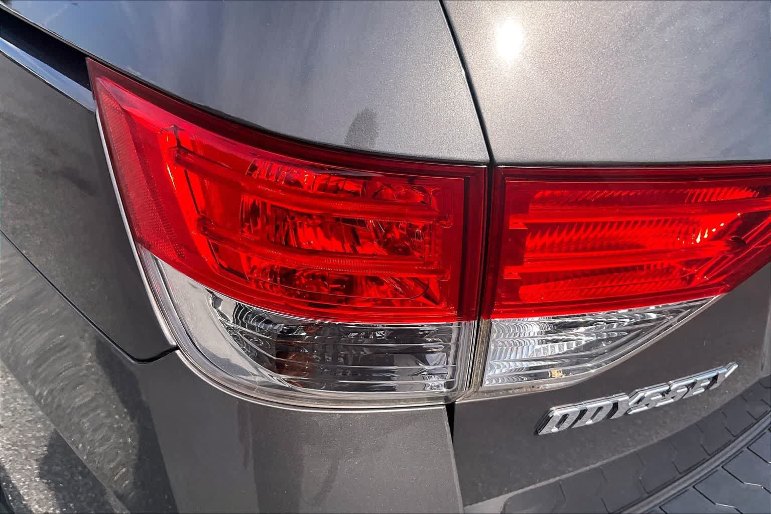 Used 2016 Honda Odyssey SE image 28