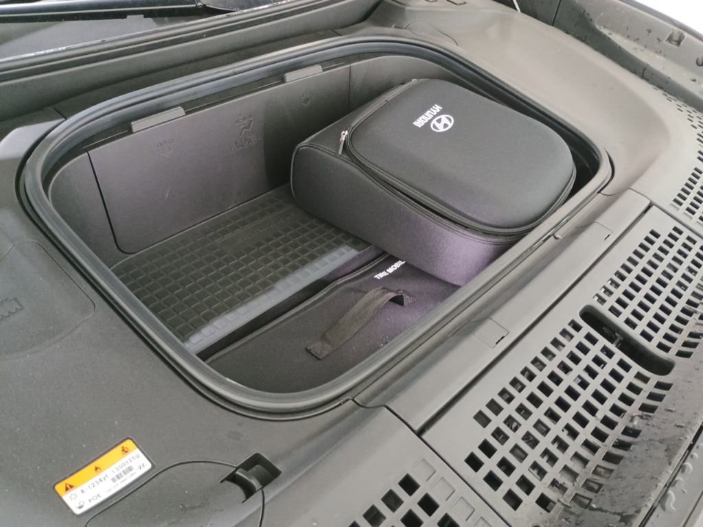 New 2026 Hyundai Ioniq 9 SEL image 10