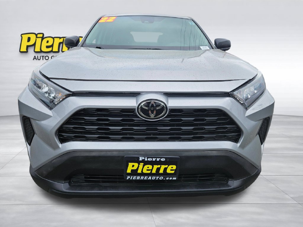 Used 2022 Toyota RAV4 LE AWD/4WD image 7