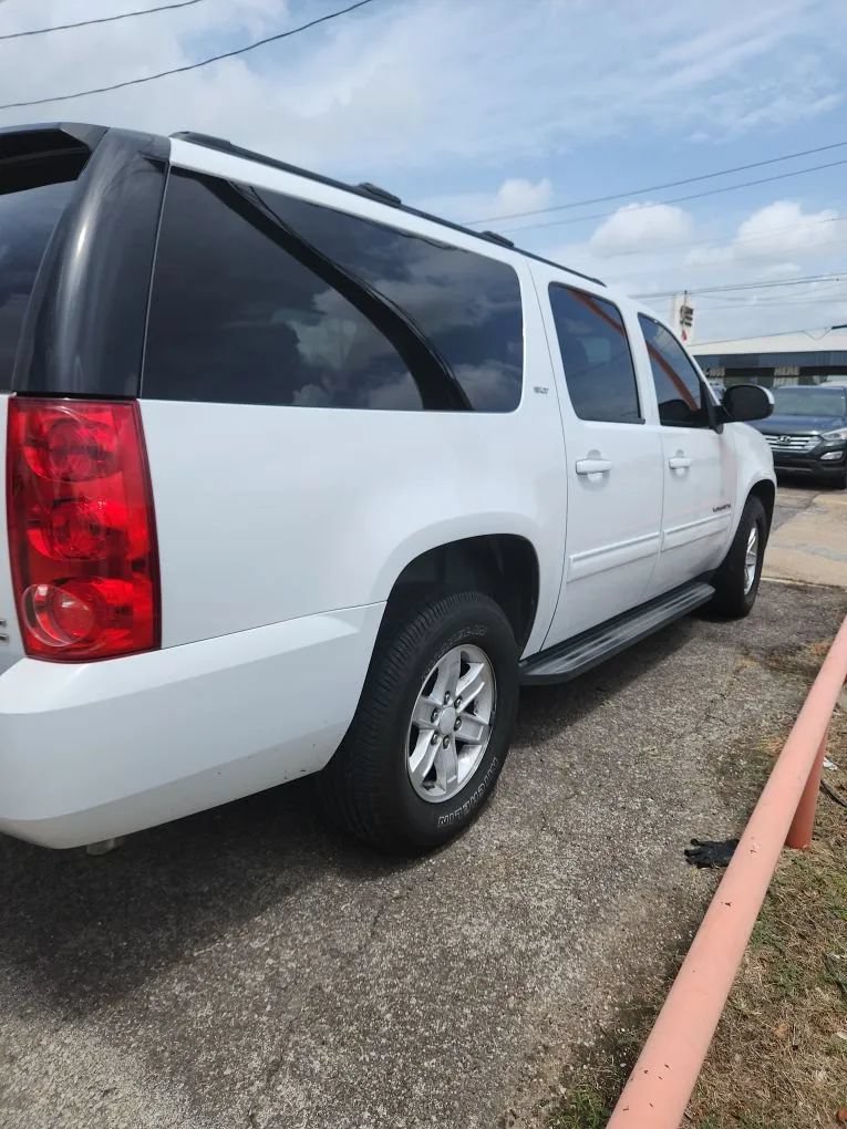 Used 2014 GMC Yukon XL SLT RWD image 4