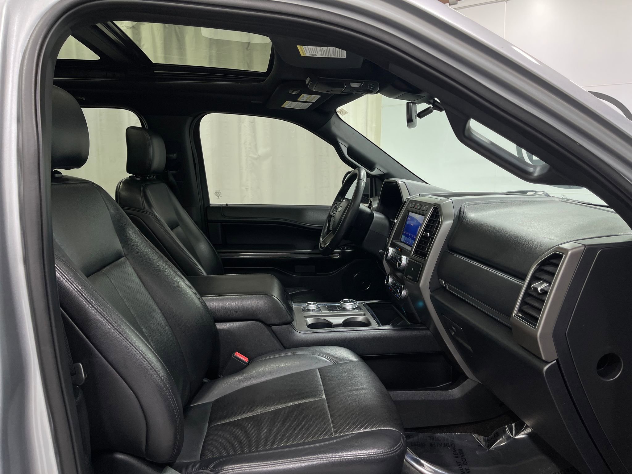 Used 2020 Ford Expedition XLT w/ Equipment Group 202A image 35