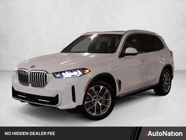 New 2026 BMW X5 xDrive50e w/ Premium Package AWD/4WD image 1