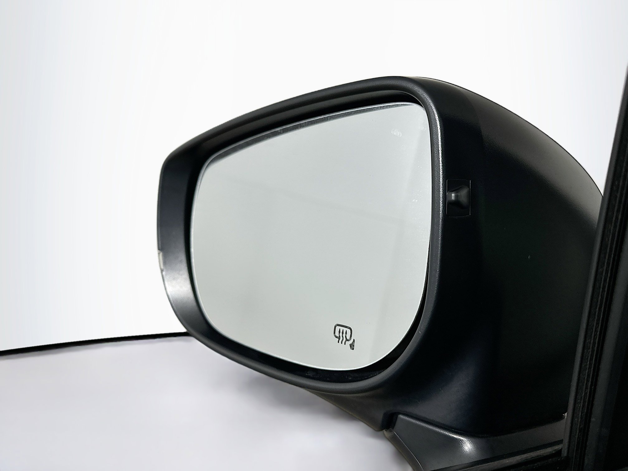 Used 2024 Subaru Crosstrek 2.0i Premium image 16