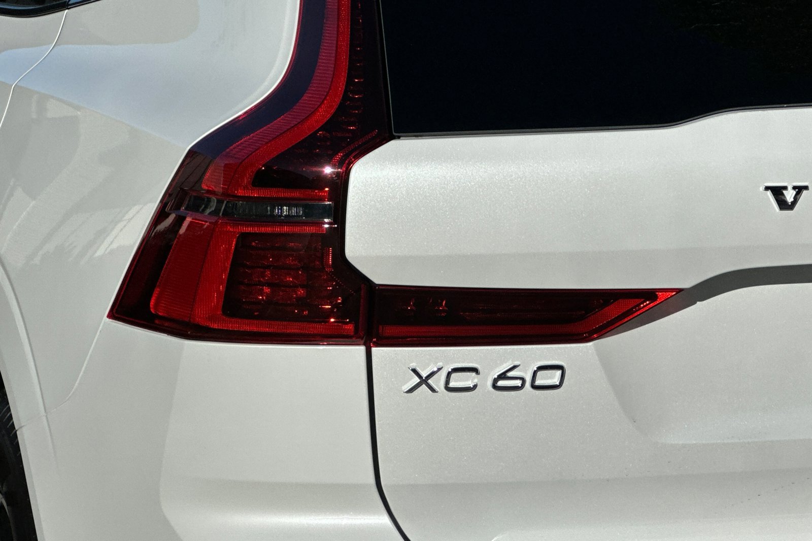 New 2026 Volvo XC60 B5 Core image 7