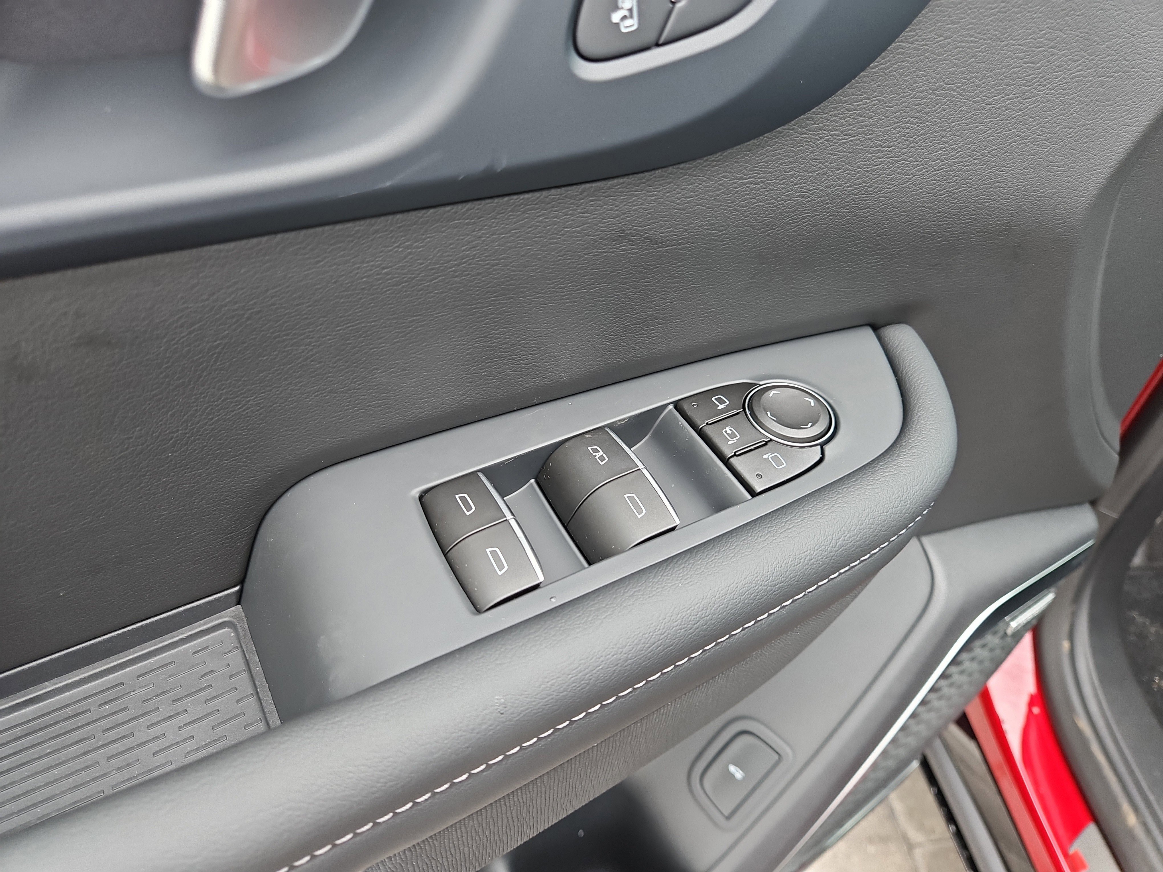 New 2026 Buick Enclave Sport Touring w/ Power Package image 21