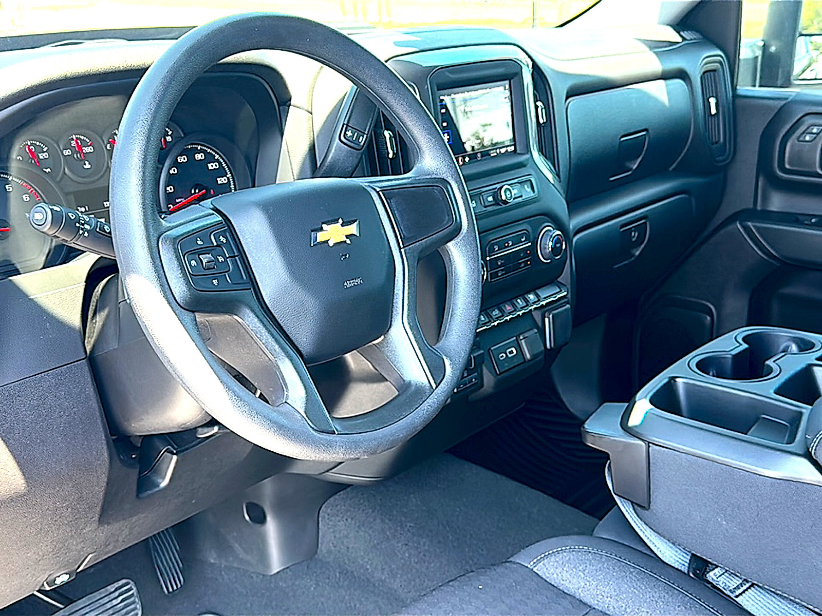 Used 2025 Chevrolet Silverado 2500 Custom w/ Custom Convenience Package AWD/4WD image 12