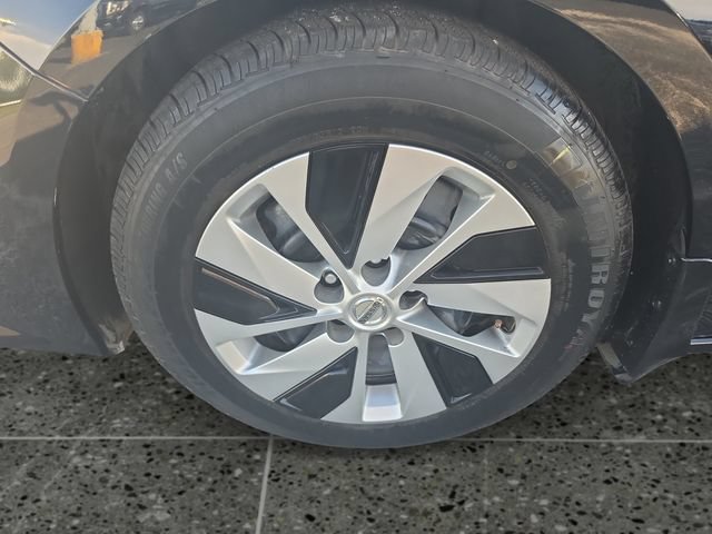 Used 2019 Nissan Altima 2.5 S FWD image 16