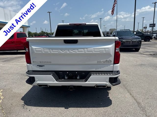Used 2025 Chevrolet Silverado 1500 High Country w/ Technology Package AWD/4WD image 4