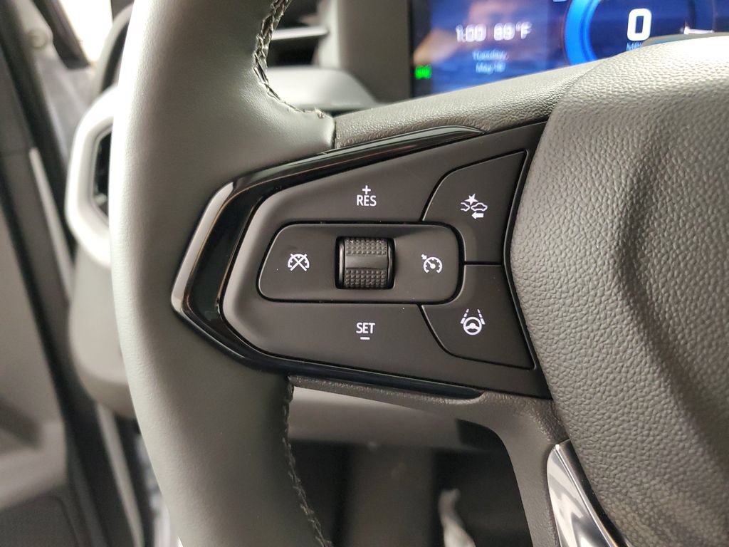 New 2027 Chevrolet Bolt RS w/ Super Cruise Package FWD image 21