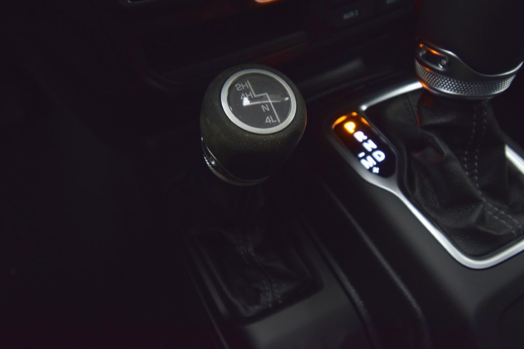 New 2026 Jeep Gladiator Sport AWD/4WD image 24