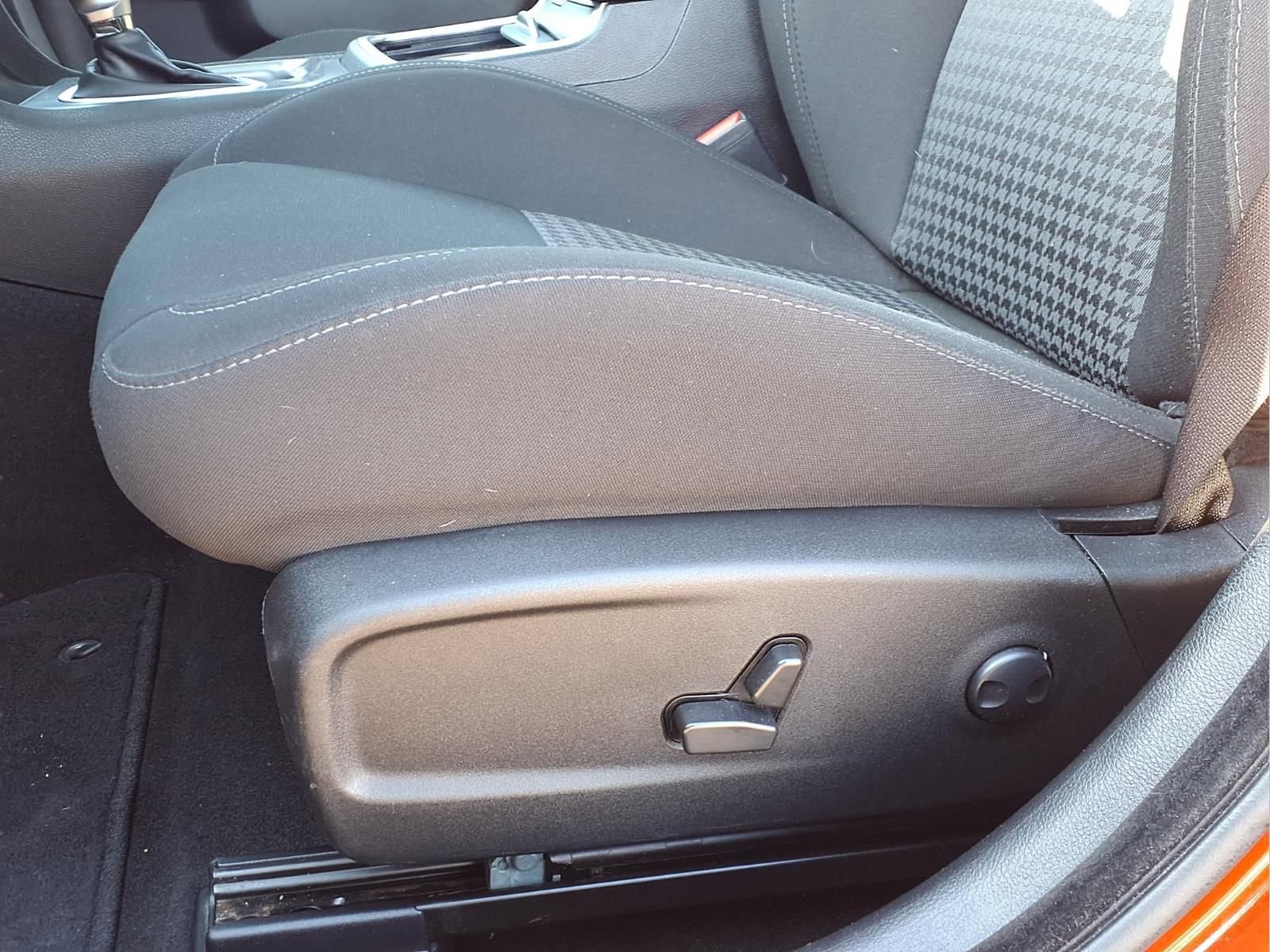 Used 2022 Dodge Charger GT image 22