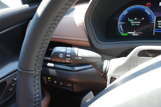 Used 2025 Toyota Grand Highlander AWD Hybrid image 32