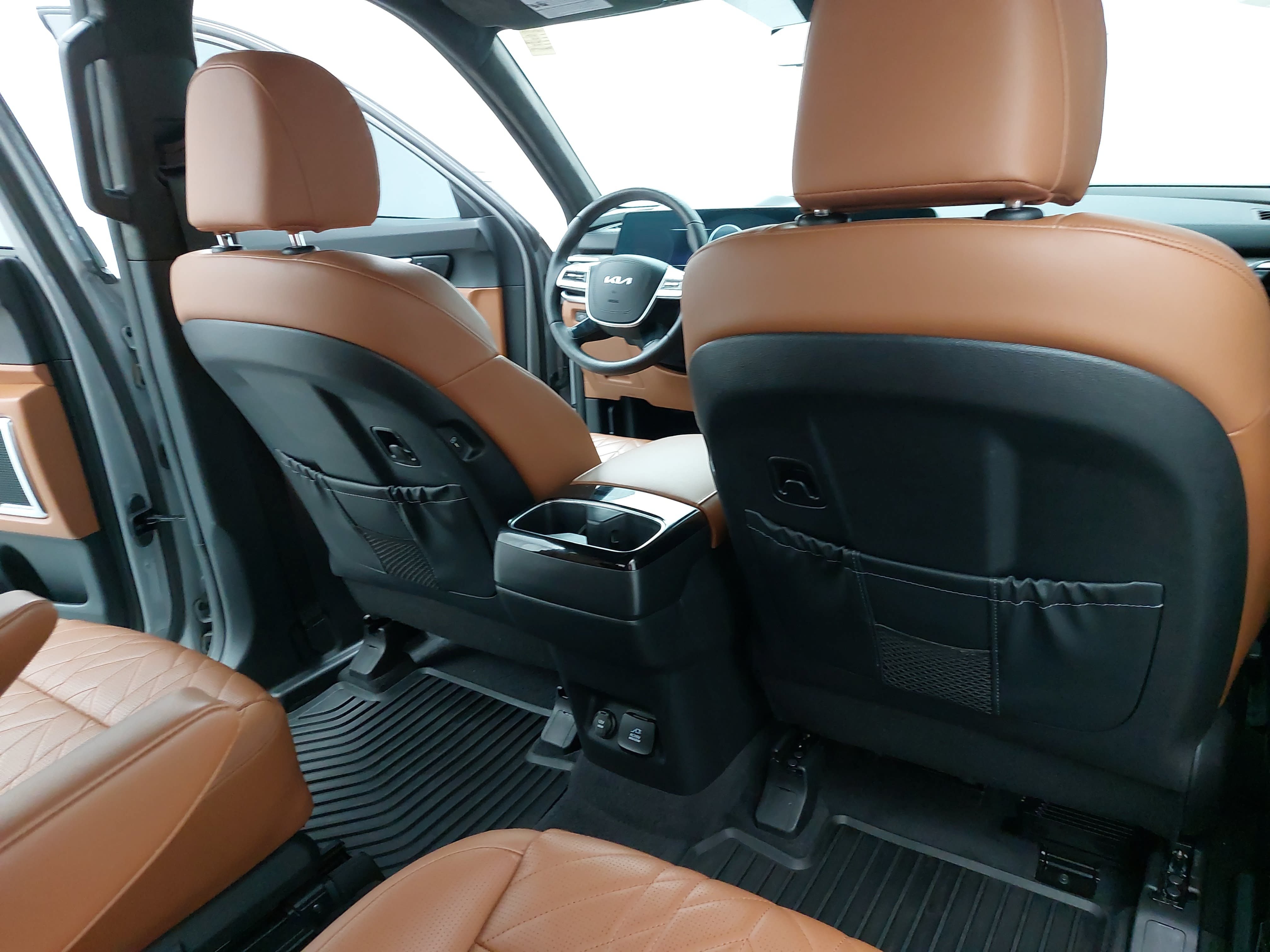 Used 2024 Kia Telluride SX Prestige X-Pro AWD/4WD image 13
