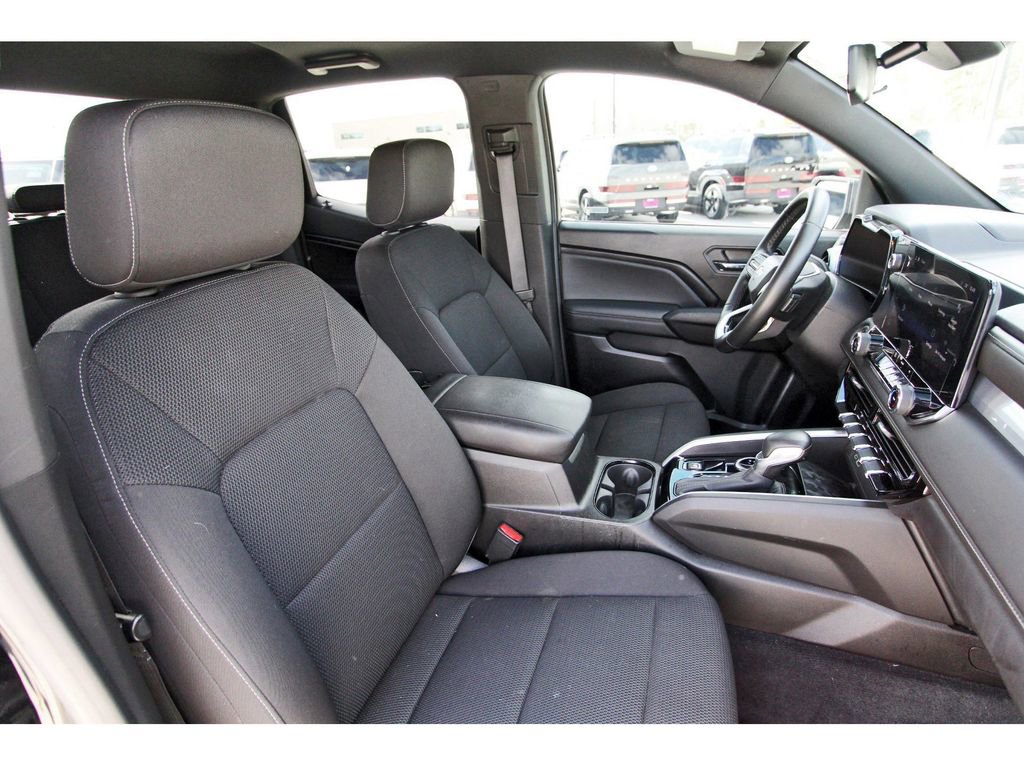 Used 2023 Chevrolet Colorado LT image 25