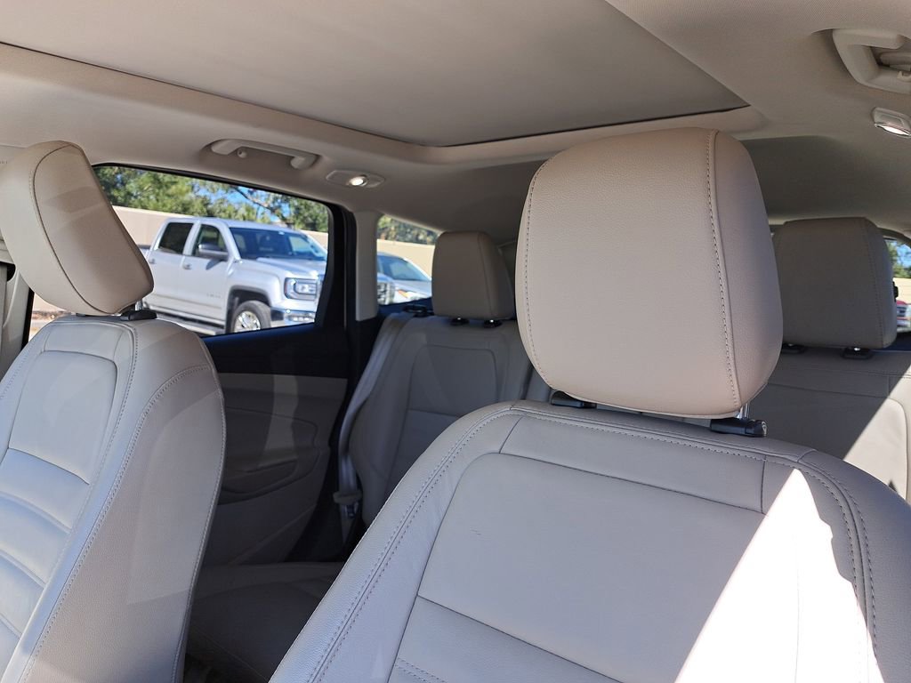 Used 2018 Ford Escape Titanium w/ Ford Safe & Smart Package image 17