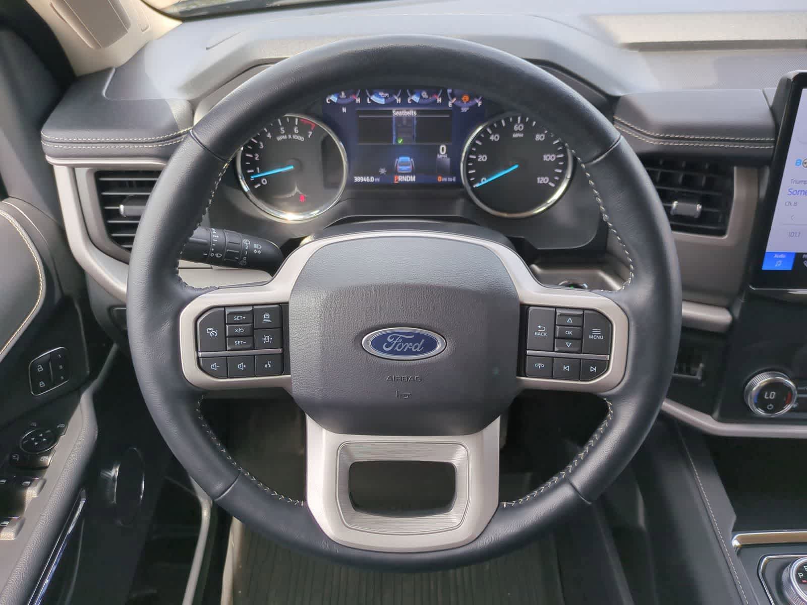 Used 2022 Ford Expedition XLT AWD/4WD image 22
