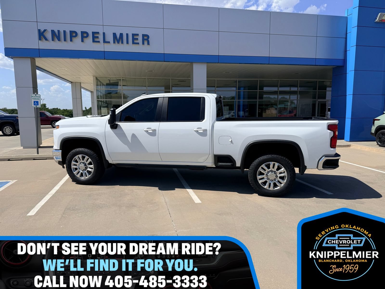 Used 2024 Chevrolet Silverado 2500 LT AWD/4WD image 1