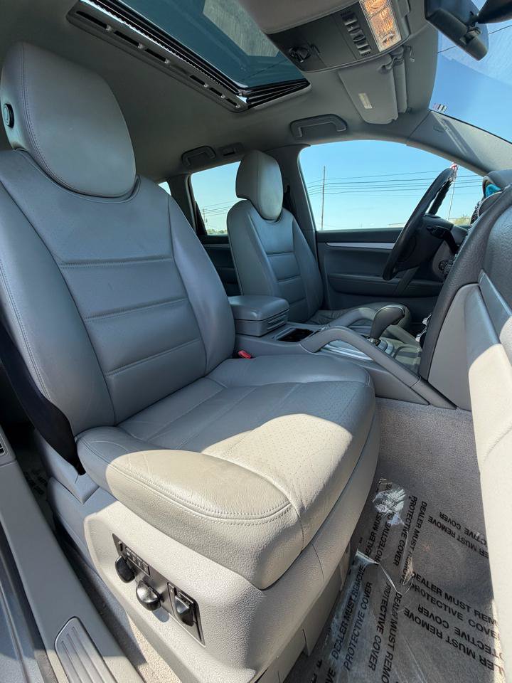 Used 2004 Porsche Cayenne S AWD/4WD image 52