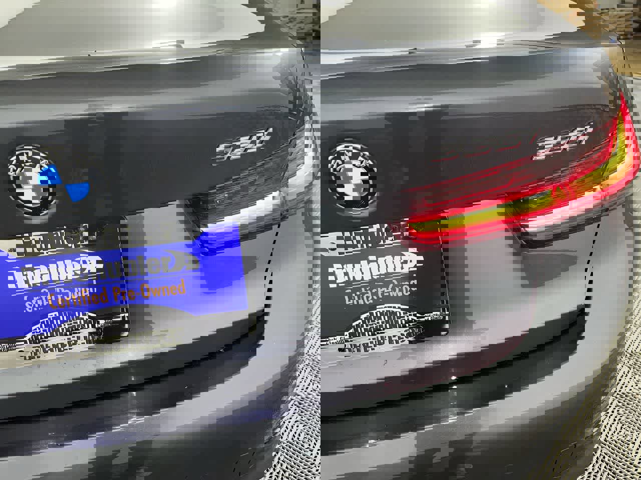 Used 2022 BMW 330i xDrive Sedan w/ Driving Assistance Package image 11