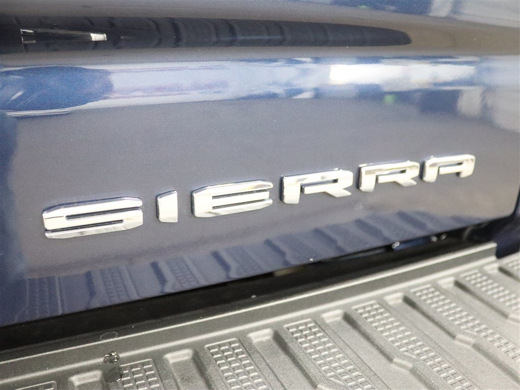 Used 2020 GMC Sierra 1500 Denali w/ Technology Package AWD/4WD image 9