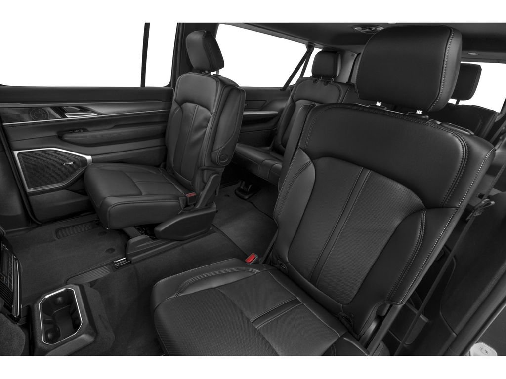 New 2026 Jeep Grand Wagoneer L Limited w/ Premium Group II AWD/4WD image 8