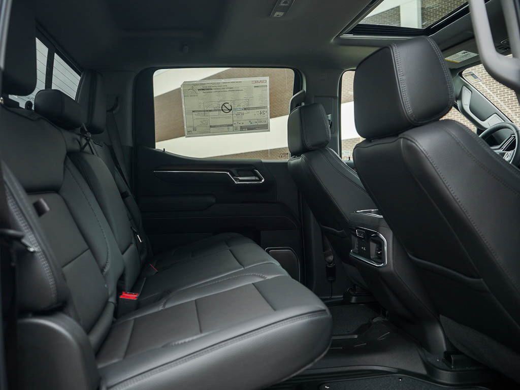 New 2026 GMC Sierra 1500 Denali AWD/4WD image 11