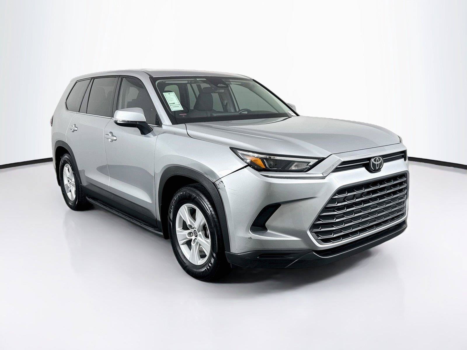 Certified 2025 Toyota Grand Highlander FWD image 9