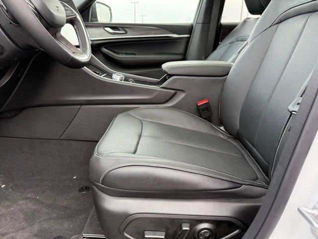 New 2026 Jeep Grand Cherokee Limited Reserve image 7