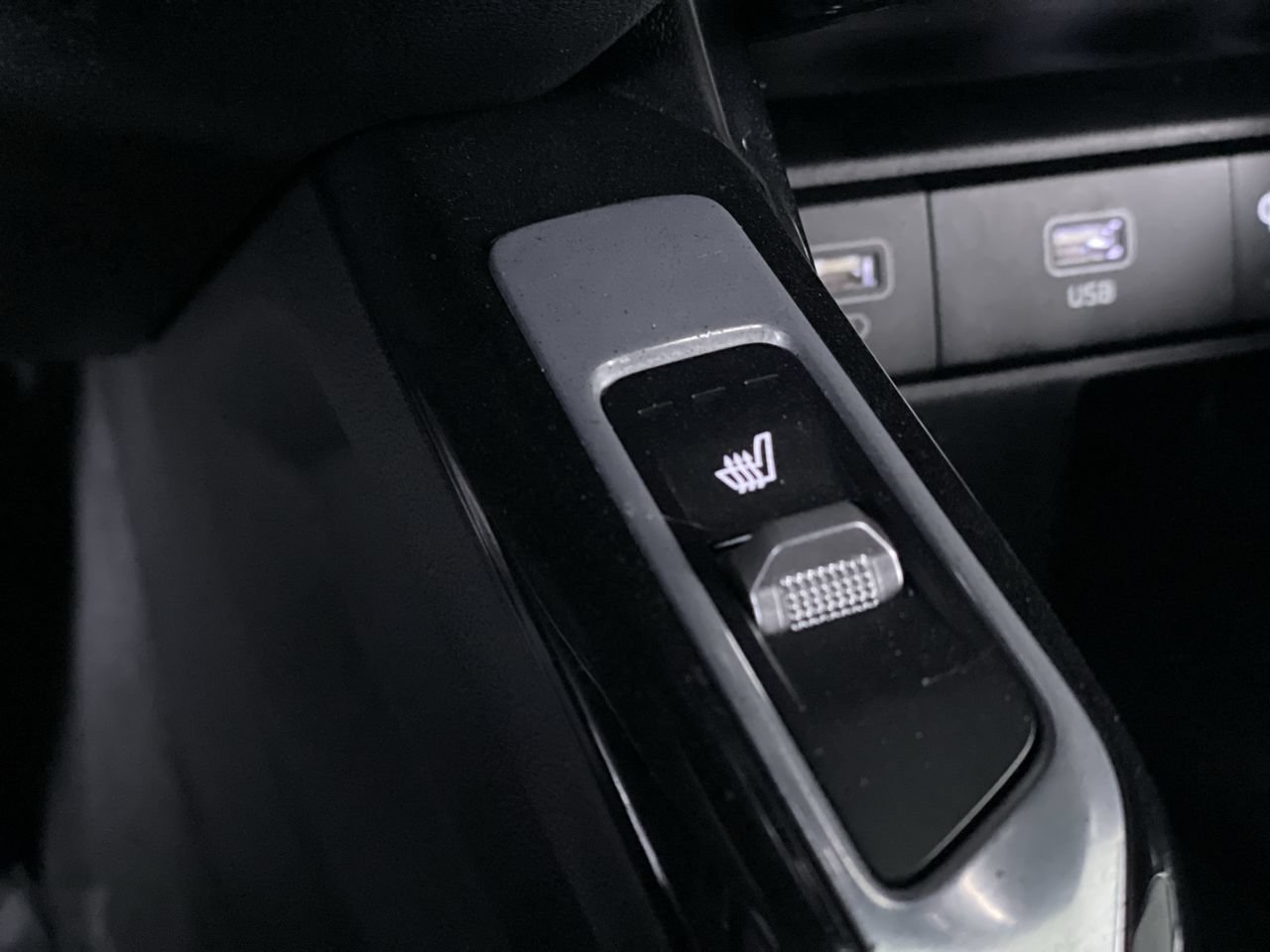 Used 2023 Kia Sorento SX AWD/4WD image 29