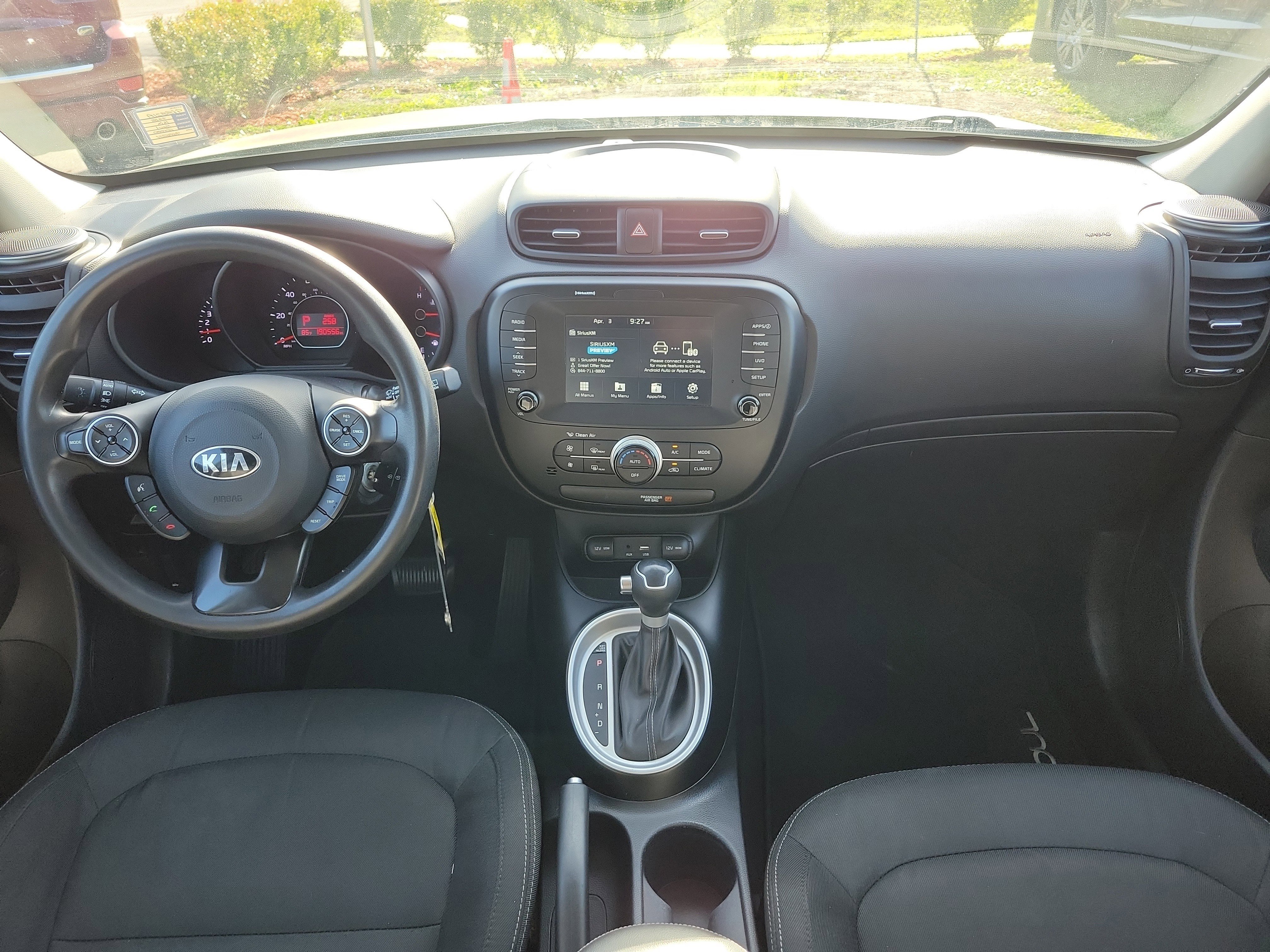 Used 2018 Kia Soul + image 17