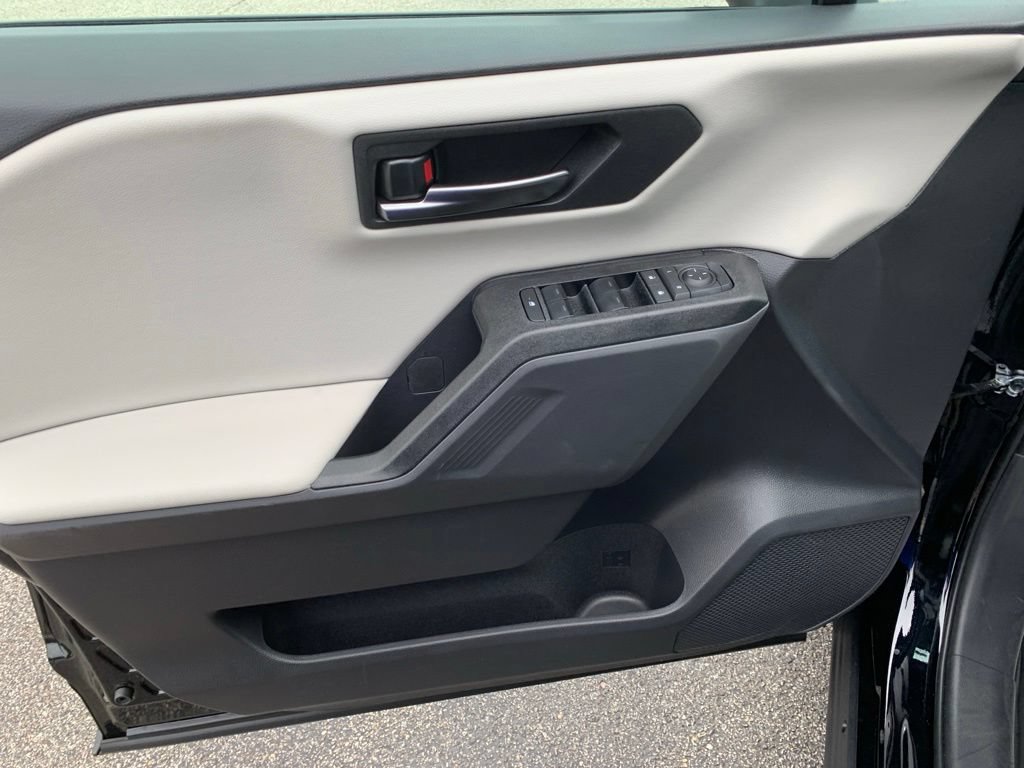 New 2026 Toyota C-HR AWD/4WD image 12