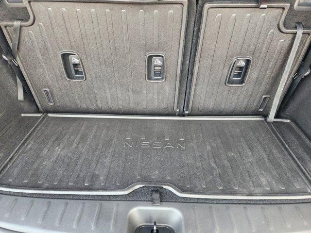 Used 2024 Nissan Pathfinder Platinum w/ Cargo Package image 34