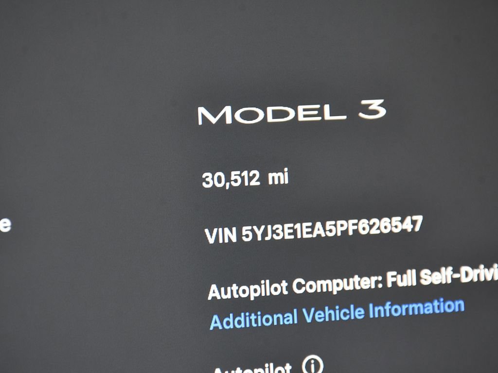 Used 2023 Tesla Model 3 Standard Range image 22
