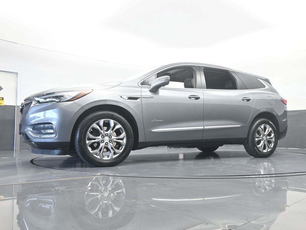 Used 2018 Buick Enclave Avenir w/ Avenir Technology Package image 61