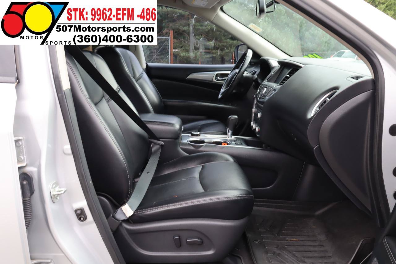 Used 2019 Nissan Pathfinder SL AWD/4WD image 25