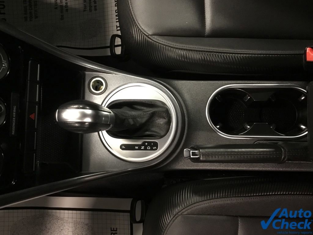 Used 2019 Volkswagen Beetle 2.0T S image 51