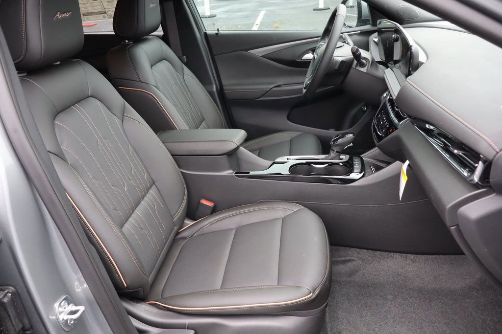 New 2026 Buick Envista Avenir image 22