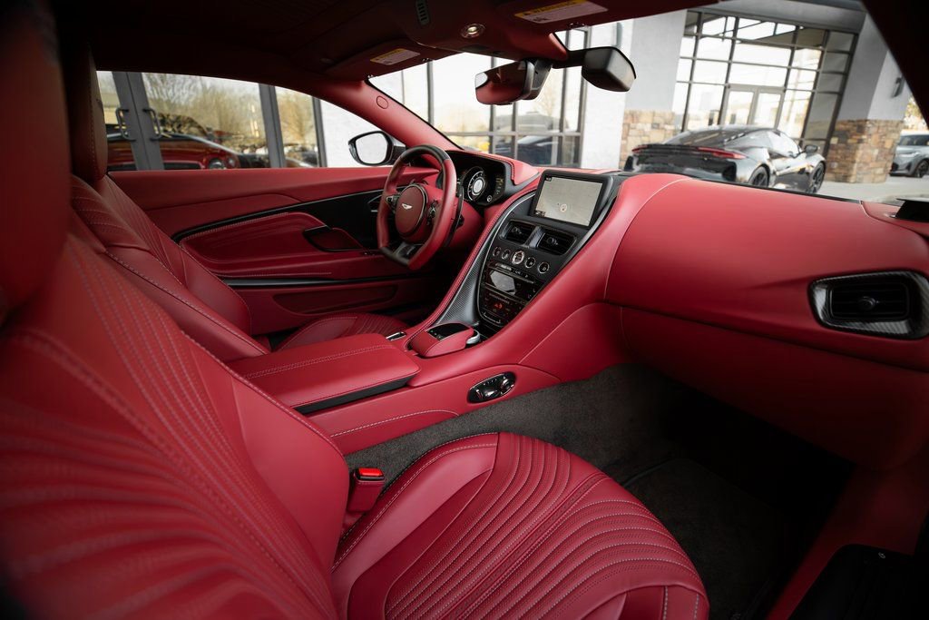 Used 2023 Aston Martin DB11 V12 image 41