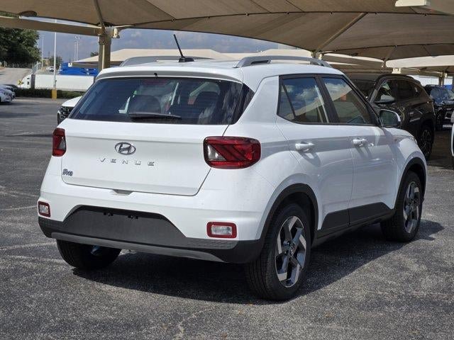 New 2026 Hyundai Venue SEL FWD image 4