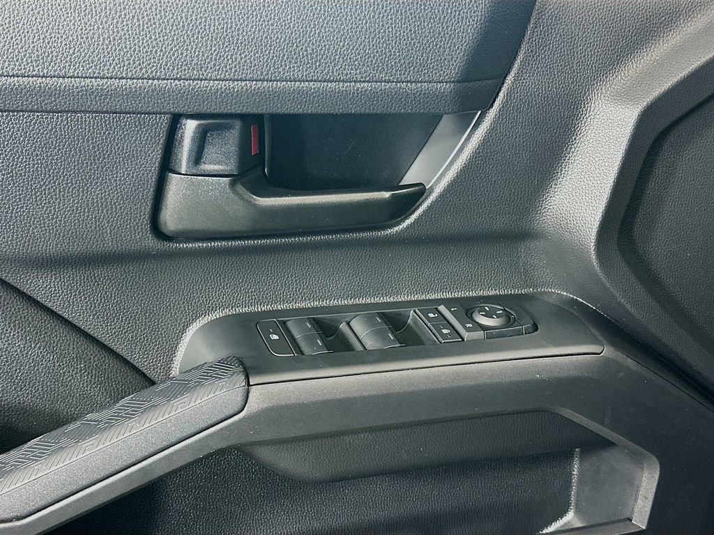 Certified 2024 Toyota Tacoma SR image 18