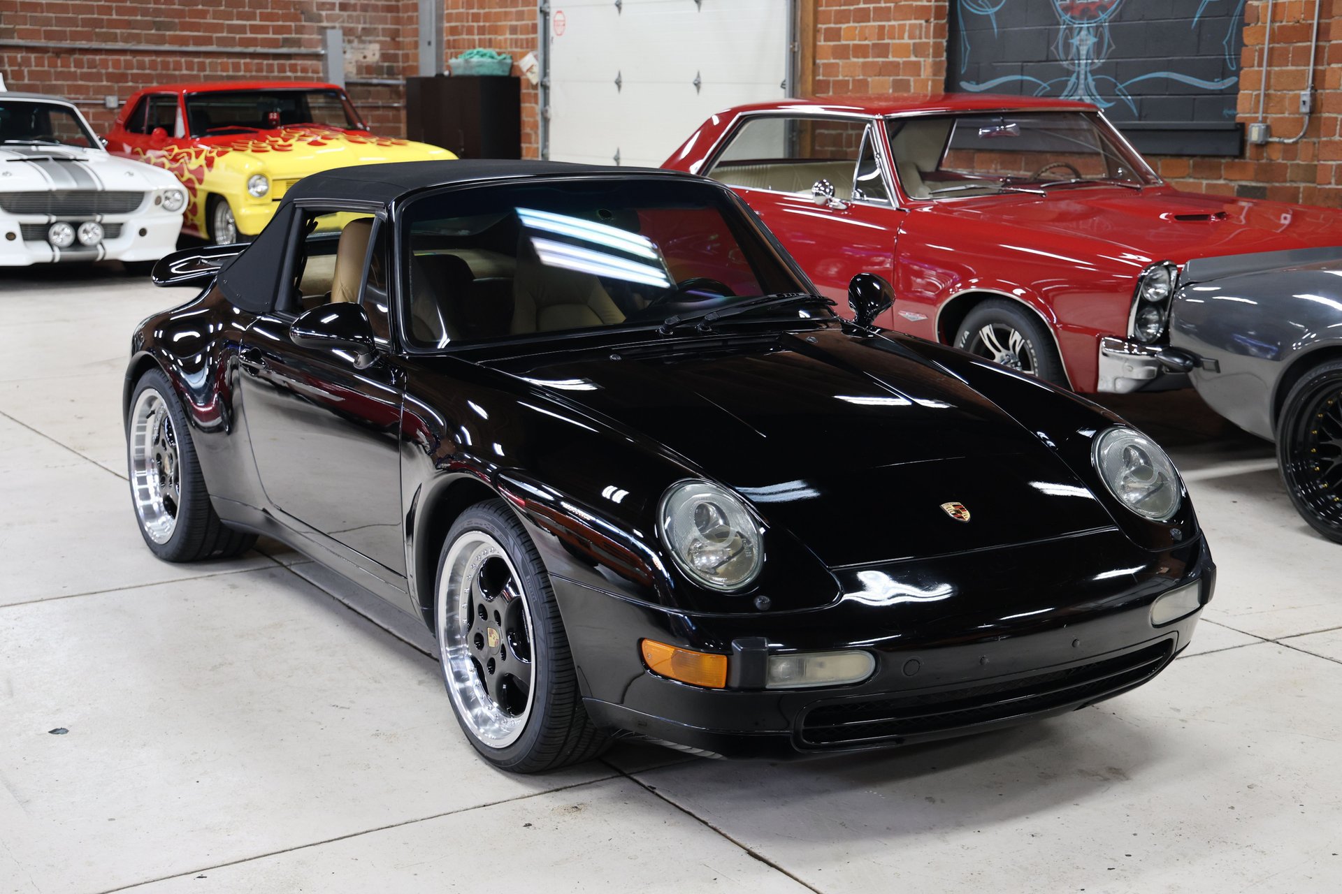 Used 1995 Porsche 911 Cabriolet image 3