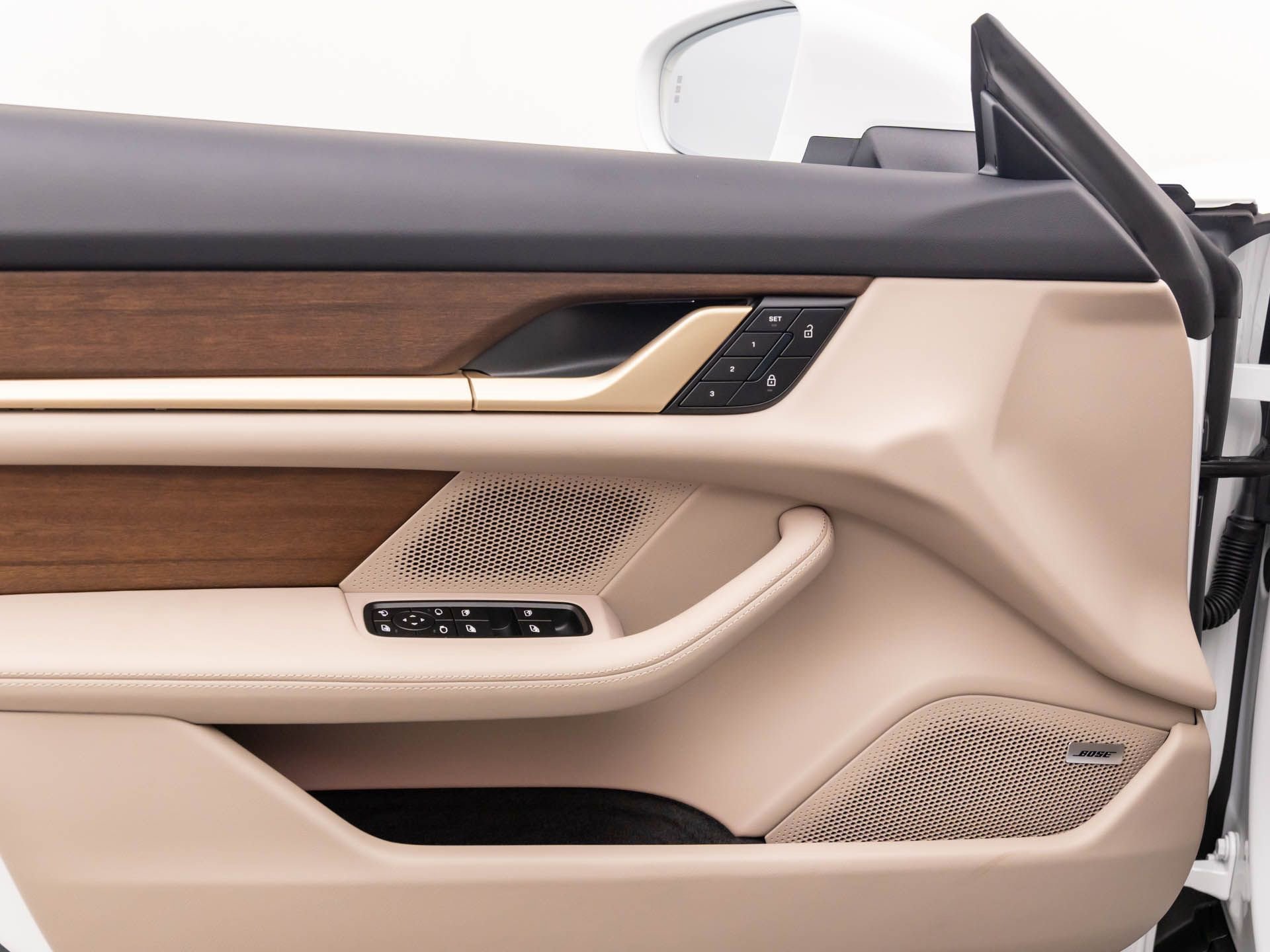 New 2025 Porsche Taycan 4S image 14