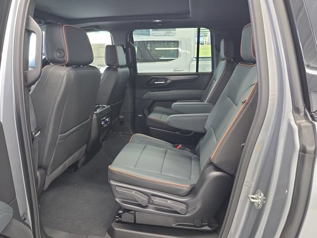 New 2026 GMC Yukon XL AT4 w/ AT4 Premium Package AWD/4WD image 11