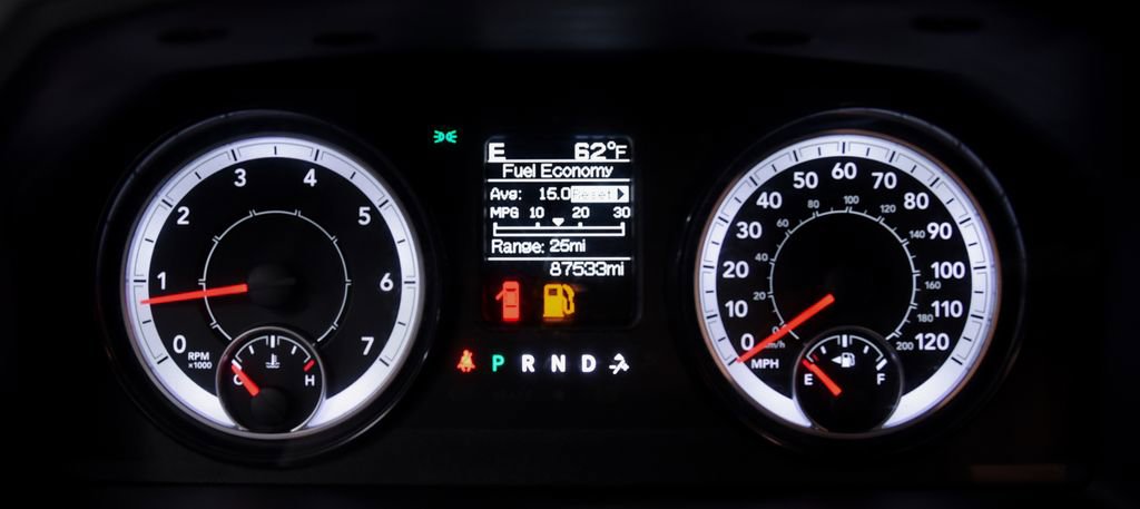 Used 2018 RAM 1500 Express image 17