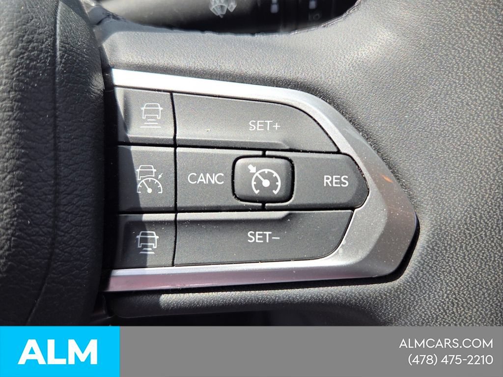Used 2025 Jeep Compass Limited AWD/4WD image 24