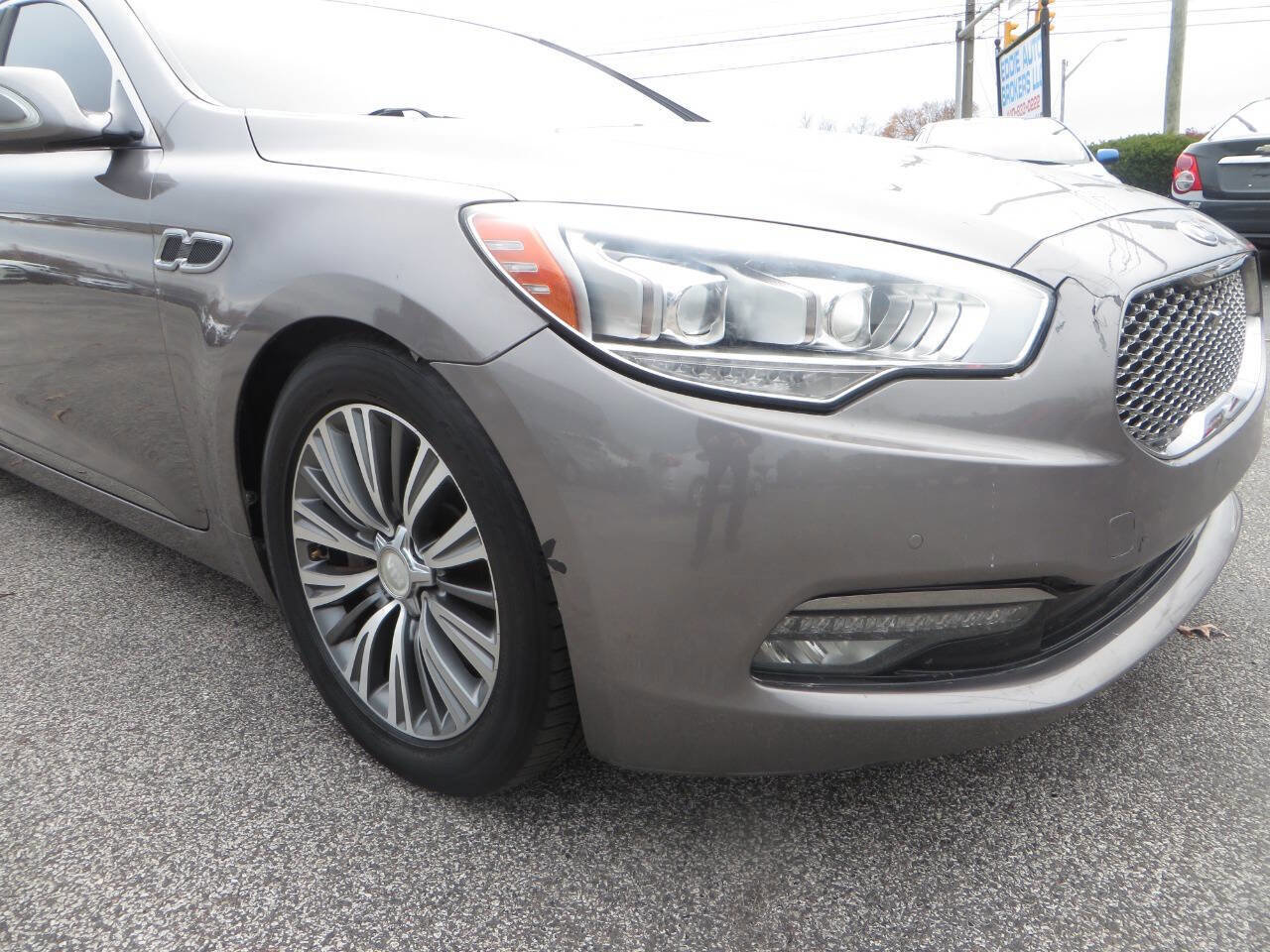Used 2016 Kia K900 Luxury image 20